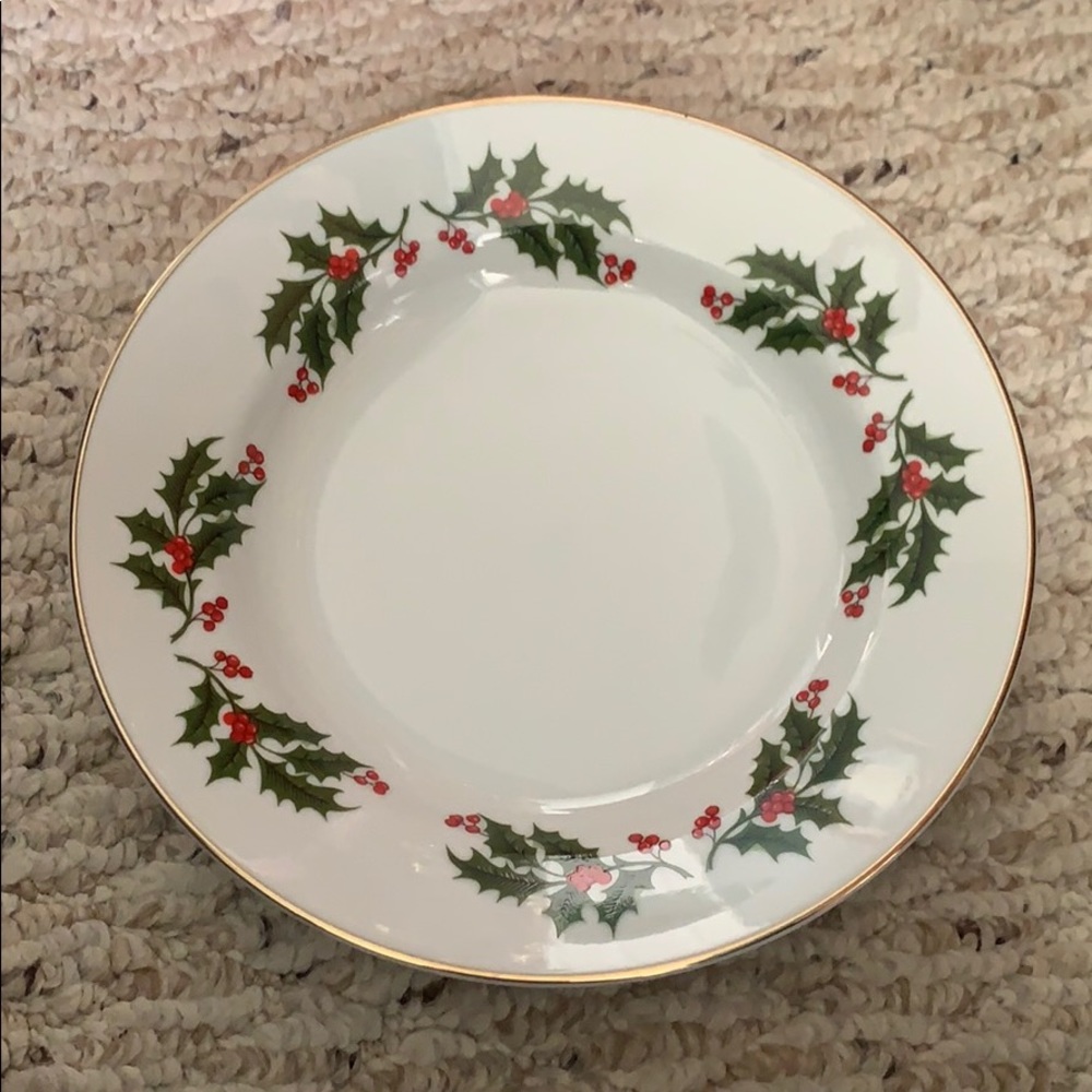 All The Trimmings Porcelain Holiday 4 pc soup bowl